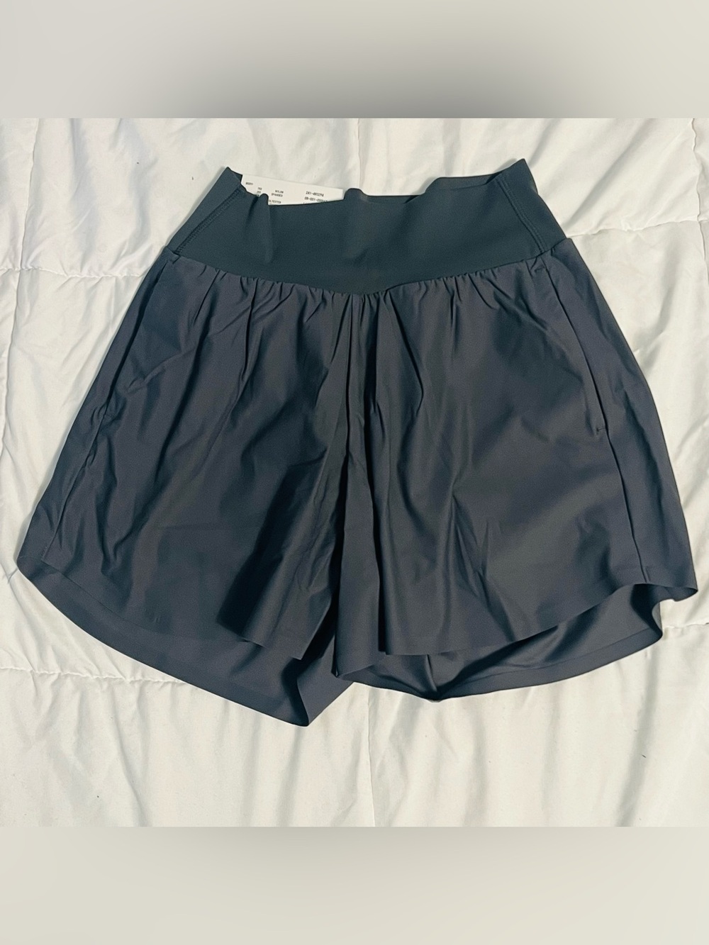 NWT Uniqlo women ultra stretch active shorts xxs